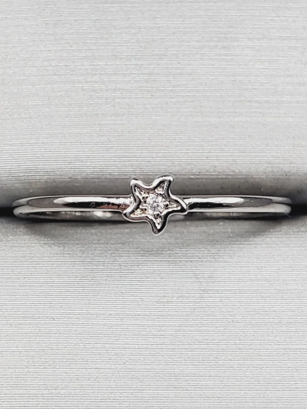 Silver Starburst Dainty Ring - Delicate Star Design